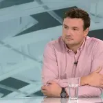 Bursać: SNS nije uspeo da preokrene podršku ni tokom "zatišja", zato se plaše 1. novembra