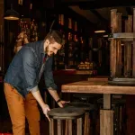 Svaki put kada ustanete vraćate stolicu pod sto - psiholozi za to imaju objašnjenje