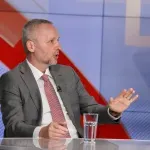 Olenik: Vucic is delaying elections so he can campaign without independent media