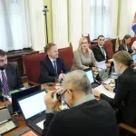 "Ni član ni fan" tvrdili su naprednjaci za Antonijevića, ali NVO poručuju - "pažnju posvećuje zaštiti režima"