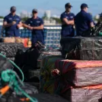 Kolumbijski ronioci otkrili 200 kilograma kokaina sakrivenog ispod broda za Evropu