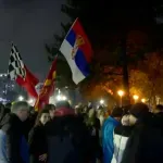 (BLOG) Protest u Kragujevcu, roditelji učenika Jovine idu ispred ministarstva, učenici Pete prekidaju blokadu