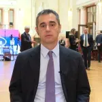 Nikezić pita Vučića zašto plaši građane cenom dizela od 290 i 300 dinara, koju niko nema u Evropi