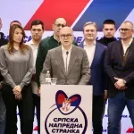 Osumnjičeni ministar na proslavi SNS, a TOK čeka: Šampanjac važniji od istrage slučaja "Generalštab"