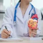 Kardiolozi izdvojili stvari koje imaju loš uticaj na srce - većinu svi radimo