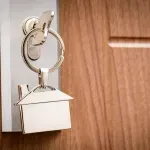 Dobri razlozi da nikada ne ostavljate ključ u bravi tokom noći