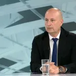 Međak: Vučić nema čime da se pohvali Fon der Lajen, današnja Srbija ne bi dobila ni status kandidata