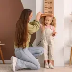 Kad je dete niže u odnosu na vršnjake - znak koji može ukazati na poremećaj rasta