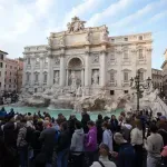Od februara 2026. naplaćuje se prilaz Fontani di Trevi u Rimu