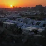 Požar zahvatio šator u Gazi prilikom kuvanja hrane, izgoreli baka i unuk