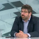 Opposition MP assaulted in front of parliament