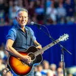 Brus Springstin objavio protestnu pesmu “Streets of Minneapolis” posvećenu žrtvama nasilja ICE-a