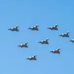 Njujork tajms: SAD planiraju da smanje broj svojih vojnih aviona i brodova za NATO u Evropi