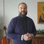 "Mladi ljudi svedoče o zajedništvu, ne mare za prizemne razlike": Đakon o proslavi Božića u trenu dubokih podela