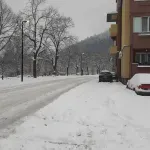 Putevi Srbije upozorili vozače da budu oprezni zbog snega i magle