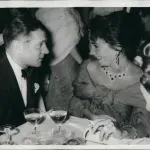 Ogrlica Elizabet Tejlor koja je postala deo jedne od najlepših ljubavnih priča