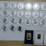 Zaplenjeno 800 grama srebrnjaka i tri pločice investicionog zlata na izlazu iz Srbije