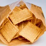 Keks koji mnogi jedu i danas - da li znate šta znači njegov oblik i rupice