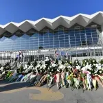 Panel: Lom nadstrešnice bio je slom države