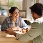 Pet navika u razgovoru koje otkrivaju natprosečnu inteligenciju