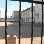 "Učiteljica i pedagog dali otkaz": Zbog vršnjačkog nasilja u školi u Novom Slankamenu roditelji ne puštaju decu na nastavu