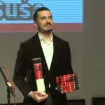 Dodela nagrade "Gordana Suša" Radovanu Seratliću: Studenti i ja smo na Turi do Strazbura nosili vesti - oni u Evropu, ja u Srbiju