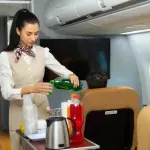 Zašto stjuardese nose svilene marame