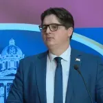 NLS: Mrdić u hodniku skupštine pretio Parandiloviću - "znam gde živiš, pazi se kad budeš ulazio u zgradu"