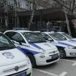Policija u plasteniku pronašla 72 stabljike kanabisa, uhapšen muškarac iz Kraljeva