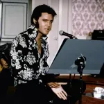 (VIDEO) Film o Elvisu Prisliju - restaurirani snimci oživljavaju "Kralja rokenrola"