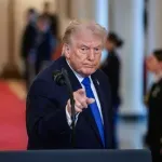 Nova ekonomija: Srbija profitirala od odluke američkog Vrhovnog suda protiv Trampa, padaju carine za robu poslatu u SAD