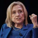 Hilari Klinton svedočila da se ne seća da je upoznala Epstina, nije znala ništa o njegovim zločinima