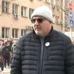 Mlekar: Policija od poljoprivrednika tražila da upali i pomeri traktor, pa ga kad je poslušao, tukla i uhapsila