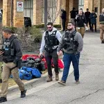 AP: Naoružan muškarac uleteo vozilom u sinagogu, ubijen u razmeni vatre s obezbeđenjem