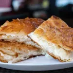 Burek u tiganju - moguće je: Žena iz Turske pokazala kako se sprema za 15 minuta