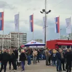 Novinare N1 nisu kontaktirali, ali SNS jesu: Za Agenciju snimci plaćanja ispred Arene nisu dovoljan dokaz