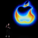 Tim Kuk odlazi sa funkcije generalnog direktora Epla, na njegovo mesto dolazi Džon Ternus