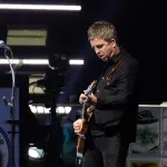 Noel Galager piše nove pesme, ali odbija da kaže da li su za Oasis