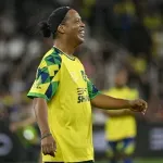 Stiže serija o Ronaldinju koja prati put od siromaštva do fudbalske besmrtnosti