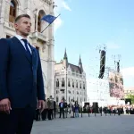 Mađar sklonio ograde ispred bivšeg Orbanovog sedišta u Budimpešti, zgrada otvorena za posetioce