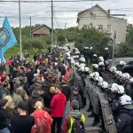 Održan protest zborova u Resniku zbog napada na aktiviste 29. aprila