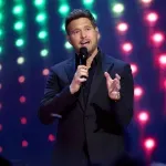 Kanadska pop zvezda Majkl Buble tvrdi da je odgovoran za "bejbi bum" u gradovima u kojima je nastupao