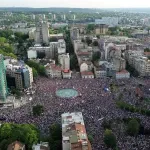Zašto MUP krije kako je došao do broja okupljenih na Slaviji? "Bave se propagandom i sistematski dezinformišu javnost"