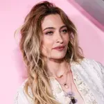 Zašto Paris Džekson nije želela da učestvuje u filmu o ocu - ni Dženet Džekson se ne pojavljuje