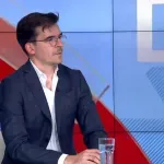 Parun: Nije se desilo ono čemu se Vučić verovatno nadao - da će vremenom doći do pada entuzijazma prema protestu