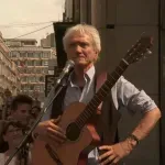 (VIDEO) Rundek poručio da je "zadivljen onim što studenti rade" i zapevao "Ay carmela": Mini koncert u centru Beograda