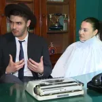Mesto gde publika nije samo posmatrač: Imerzivno pozorište obeležava drugu godinu rada predstavom o Nikoli Tesli