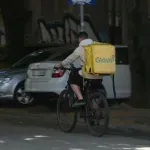 "Ako nešto novca ostane za mene, to je sića od bakšiša": Kako u Srbiji izgleda život stranih radnika