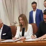 Vlada Srbije i MOL grupa potpisali akcionarski ugovor o upravljanju NIS-om