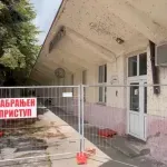 Rekonstruisana za 30 miliona dinara, a zatvorena godinu i po: Železnička stanica u Ćupriji i dalje bez sanacije nakon obrušavanja plafona